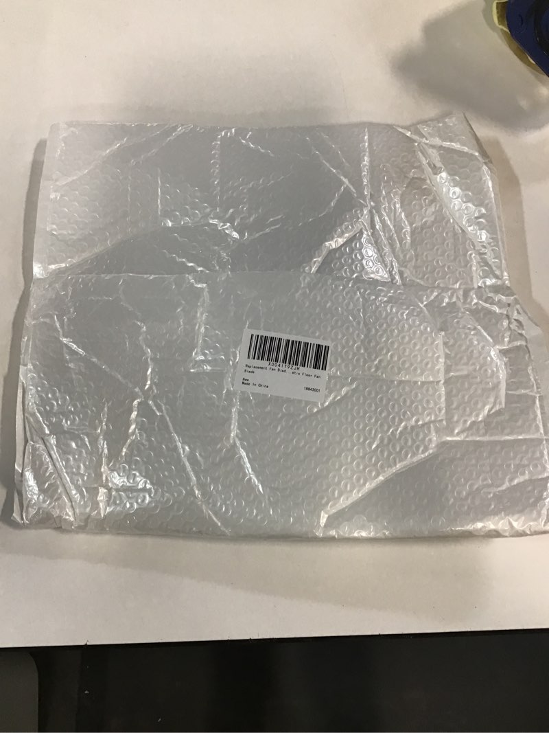 https://lotting-media.assets.bidfta.com/lotting_d88a2aae-f968-45dc-967a-bb99de32cc4c