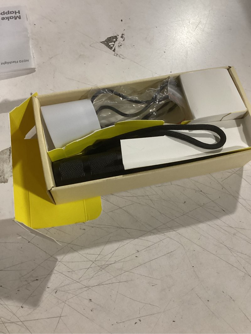 Condition photo showing Good Condition for hoto flashlight lite, zoomable, led, usb-c rechargeable, 1000 lumens, 5 modes (sos & strobe), tactical & portable handheld flash light for camping, emergencies, home use, etc