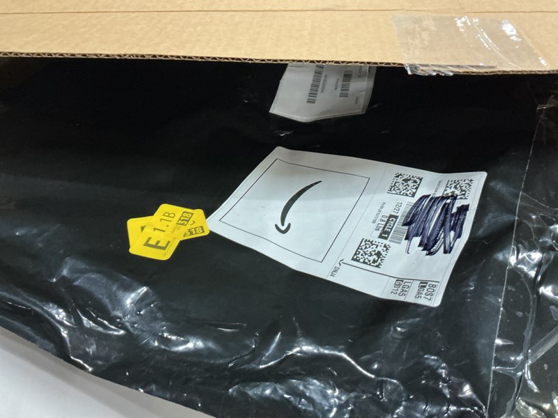 Condition photo showing New/Like New for WB44k10005 Oven Bake Element WB44K10001 Fit for G-E Hot-Point Oven Element Replacement RB787WH1WW RB757BH1WH RB787WH1WW, Replaces AP2030964 824269 AH249238 EA249238 PS249238 WB30X46987 by AMI PARTS