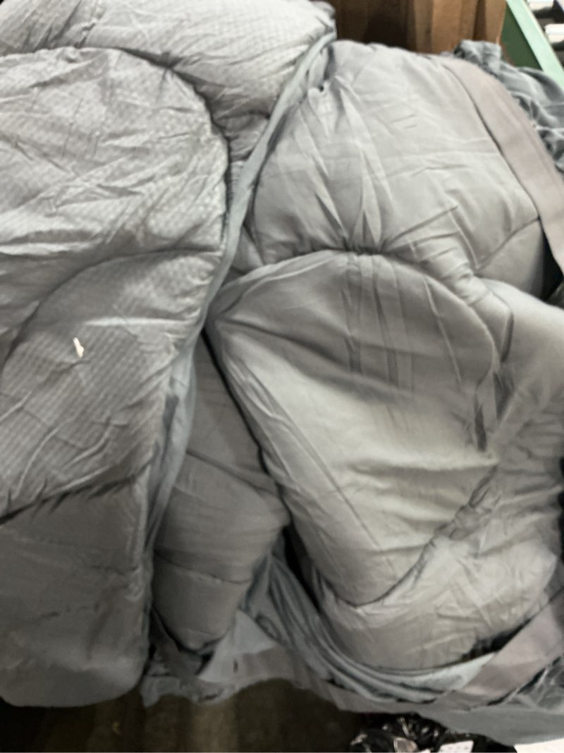 Condition photo showing Good Condition for elven home grey mattress topper 78”x 80” king