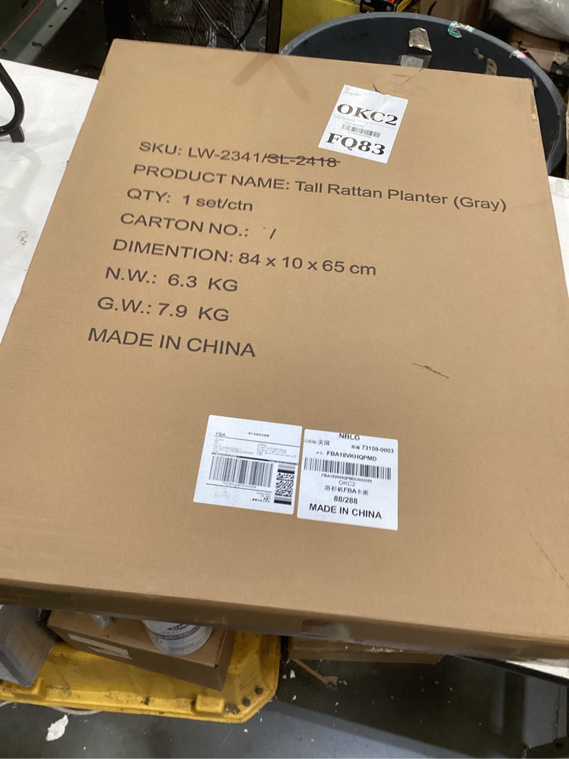 https://lotting-media.assets.bidfta.com/lotting_d89dad63-ef2f-41e2-959a-d450cc2c7ce1