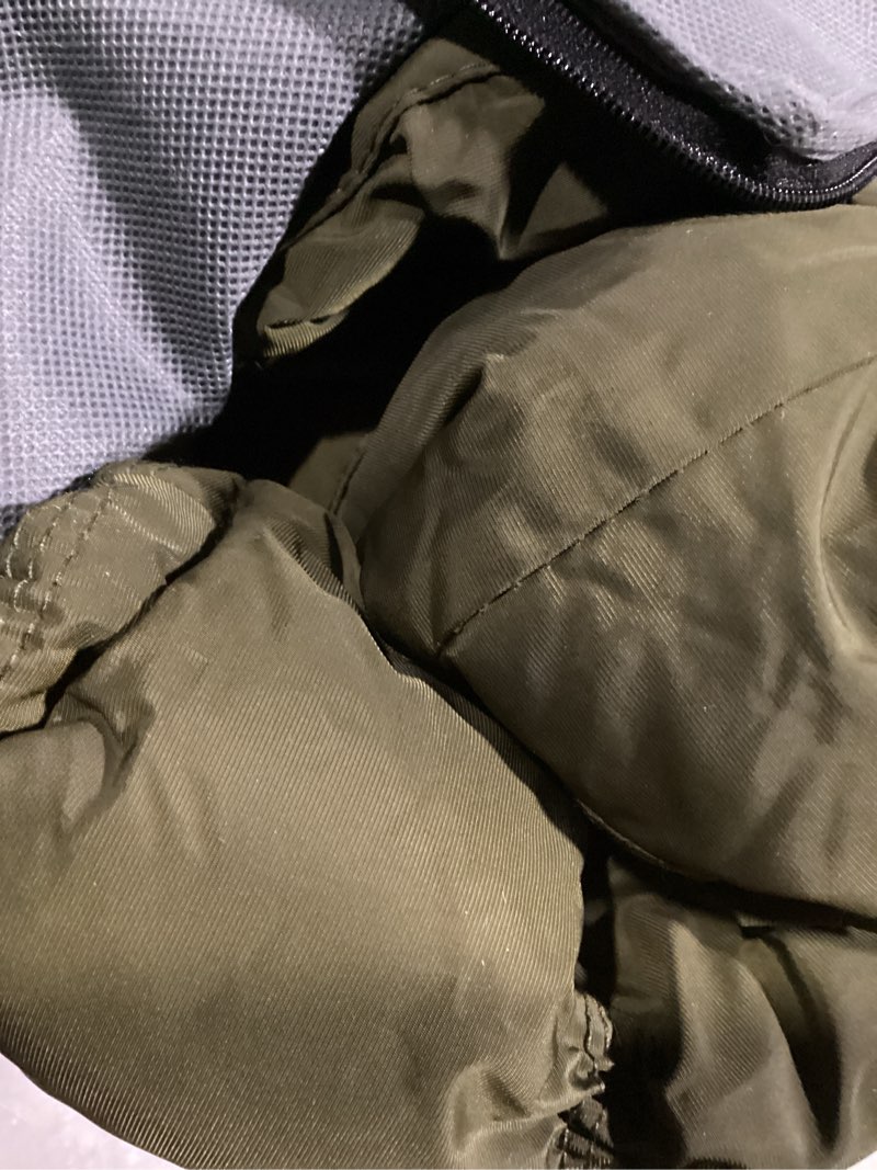 Condition photo showing Good Condition for wantdo women's quilted puffer vest thicken warm winter coat with removable hood large army green