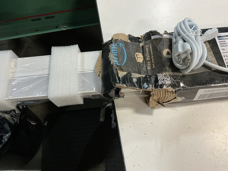 Condition photo showing New/Like New for inlight 40" led under cabinet lighting, 5 cct selectable 2700-5000 k, dimmable, etl-listed, white finished, in-0208-5-wh white 40 inch