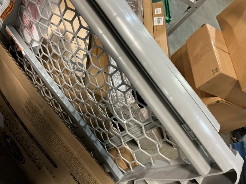 Condition photo showing Good Condition for regalo safety 28"-42" extra wide expandable baby gate for doorways & bottom of stairs, pressure mounted safety gate for babies, toddlers & pets, tested & safe for 30 years, american designed and owned plastic