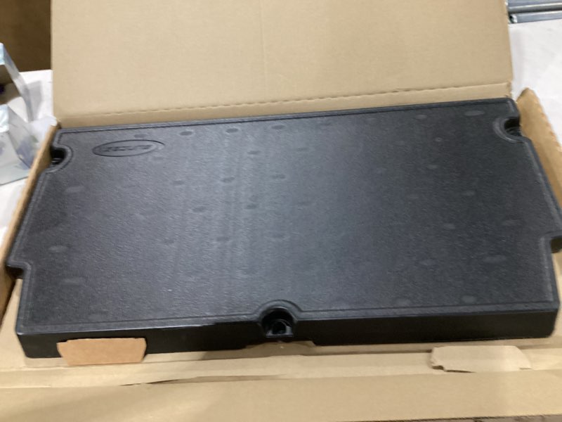Condition photo showing Good Condition for suncast multicolor shelf- vertical shed accessory