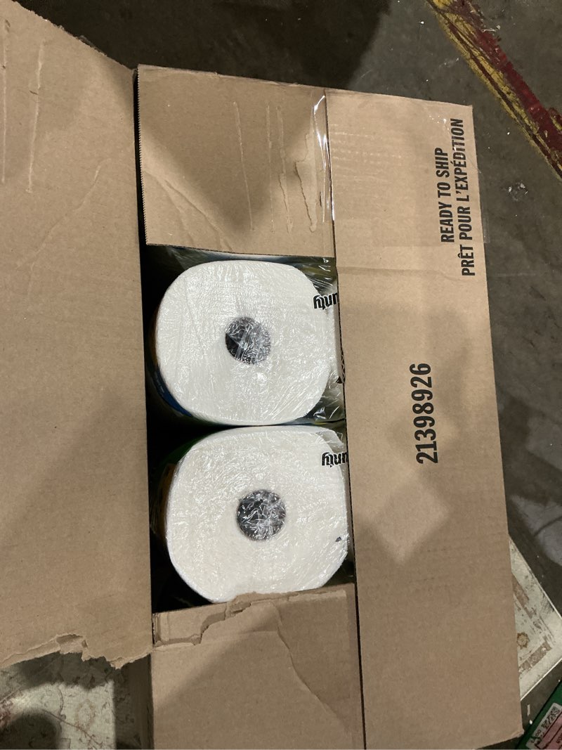 Condition photo showing Good Condition for bounty quick-size paper towels, white, 8 family triple rolls = 27 regular rolls family triple 8 rolls (141 sheets)