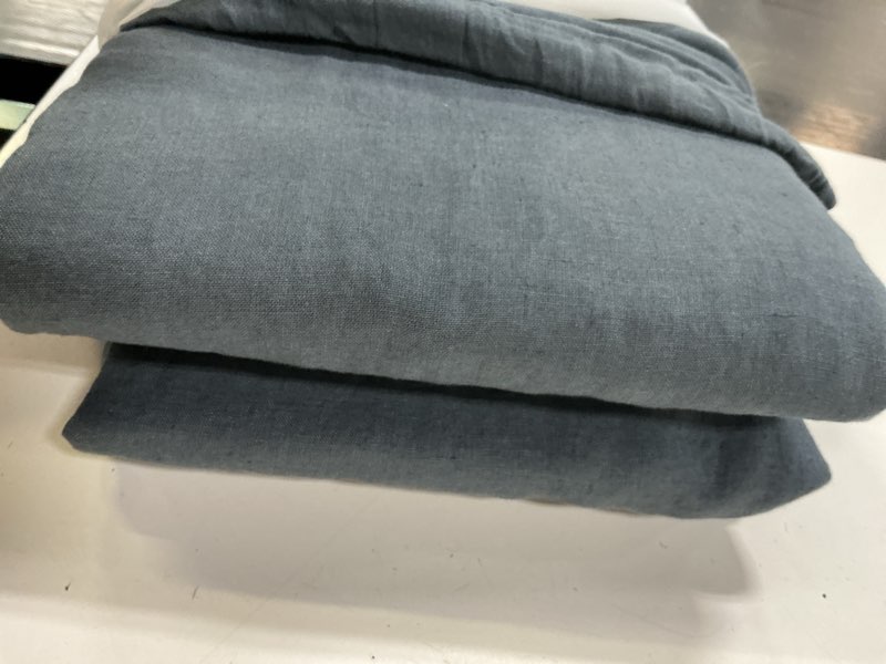Condition photo showing New/Like New for european linen duvet cover king/cal king