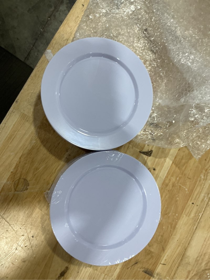 Condition photo showing Good Condition for 100 count white plastic plates 10 inch, disposable heavy duty dinner plates- premium hard plastic plates fancy disposable white plates for weddings, parties and events 10 inch white plates