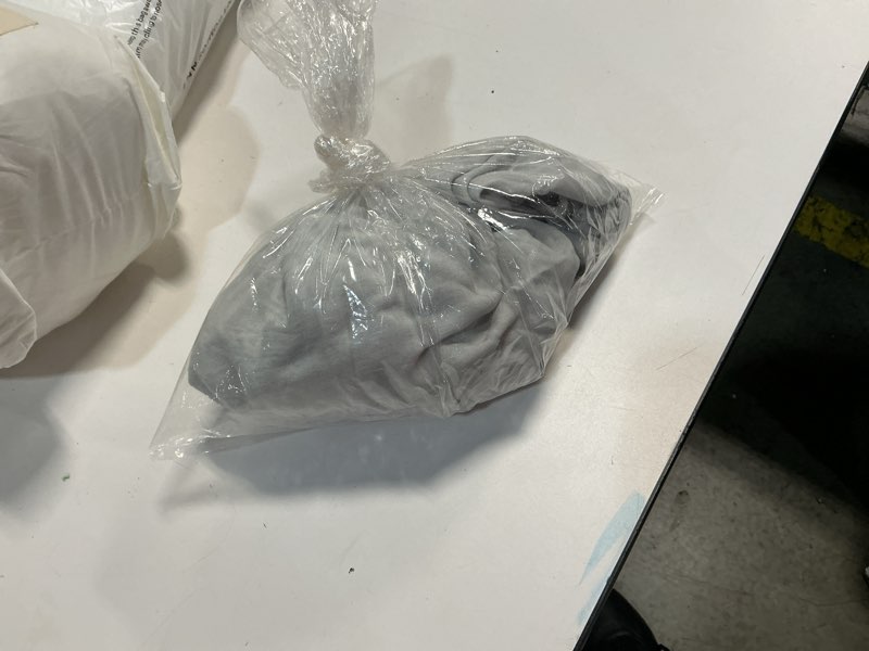 https://lotting-media.assets.bidfta.com/lotting_d8c74de2-8144-4b2f-9792-dea6d0f0649a