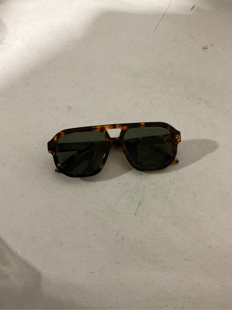 Condition photo showing Good Condition for livho trendy polarized square aviator sunglasses women men square eyewear frame, retro sun glasses for women men 2025 shades tortoise/green polarized