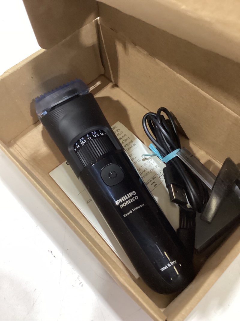 Condition photo showing As Is for norelco philips 100% waterproof beard trimmer 3000 series with self-sharpening blades, 40 adjustable beard trimmer length settings & two lift&trim combs, usb charging, bt3620/40 black bt3620/40