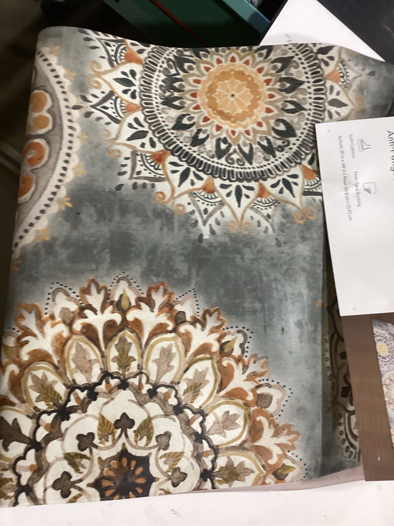 Condition photo showing Good Condition for Style Selections 20-in x 48-in Mandala Non-Slip Grip Indoor Kitchen Mat