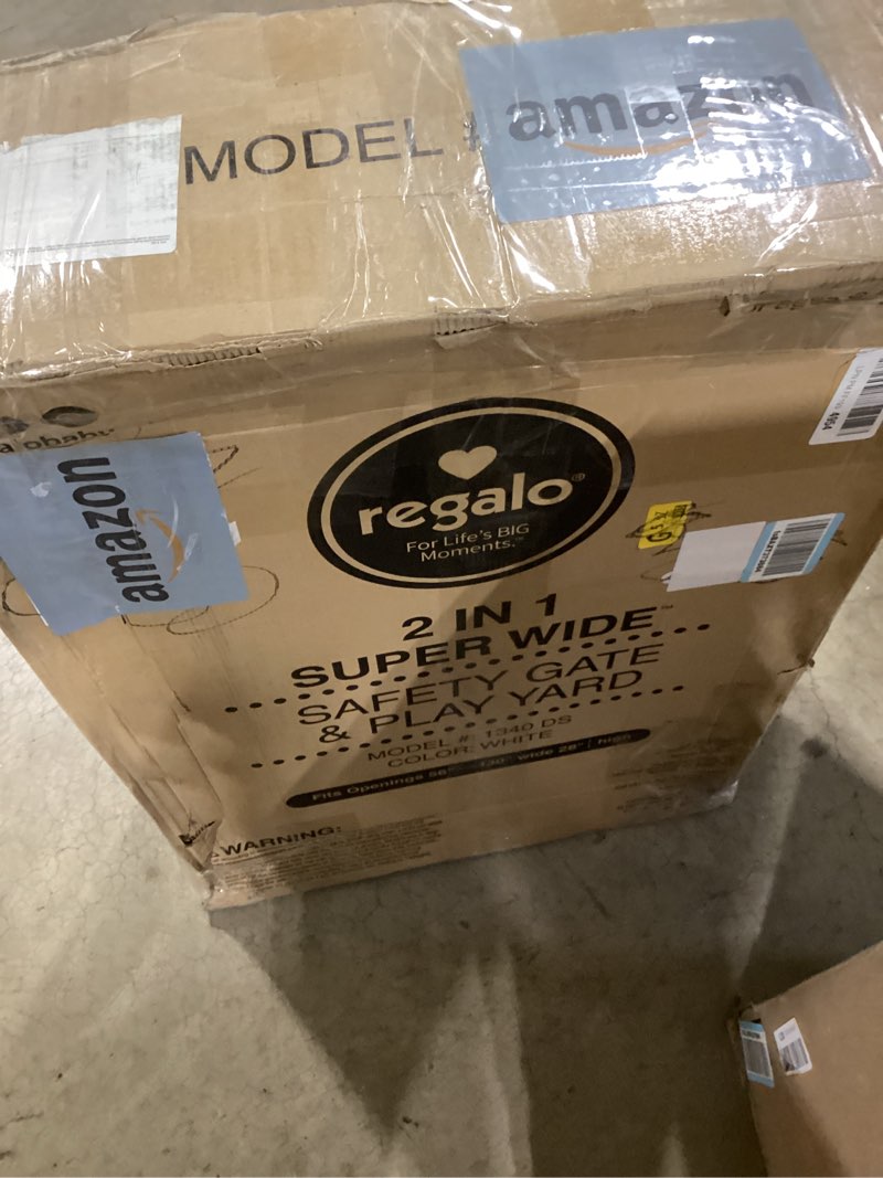 Condition photo showing Good Condition for 2 IN 1 SUPER WIPE. SAFETY GATE & PLAY YARD..