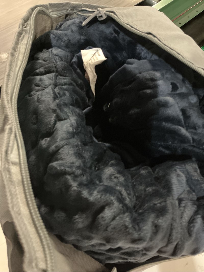 Condition photo showing Good Condition for Mr. Sandman Weighted Blanket for Adults Queen, Minky Heavy Blanket for Woman, Man Sleeping/Calm, Soft and Cozy Weighted Throw Blankets, Machine Washable, 60 x 80in, 15 lbs, Navy Blue 60 x 80 inches, 15lbs Navy Blue