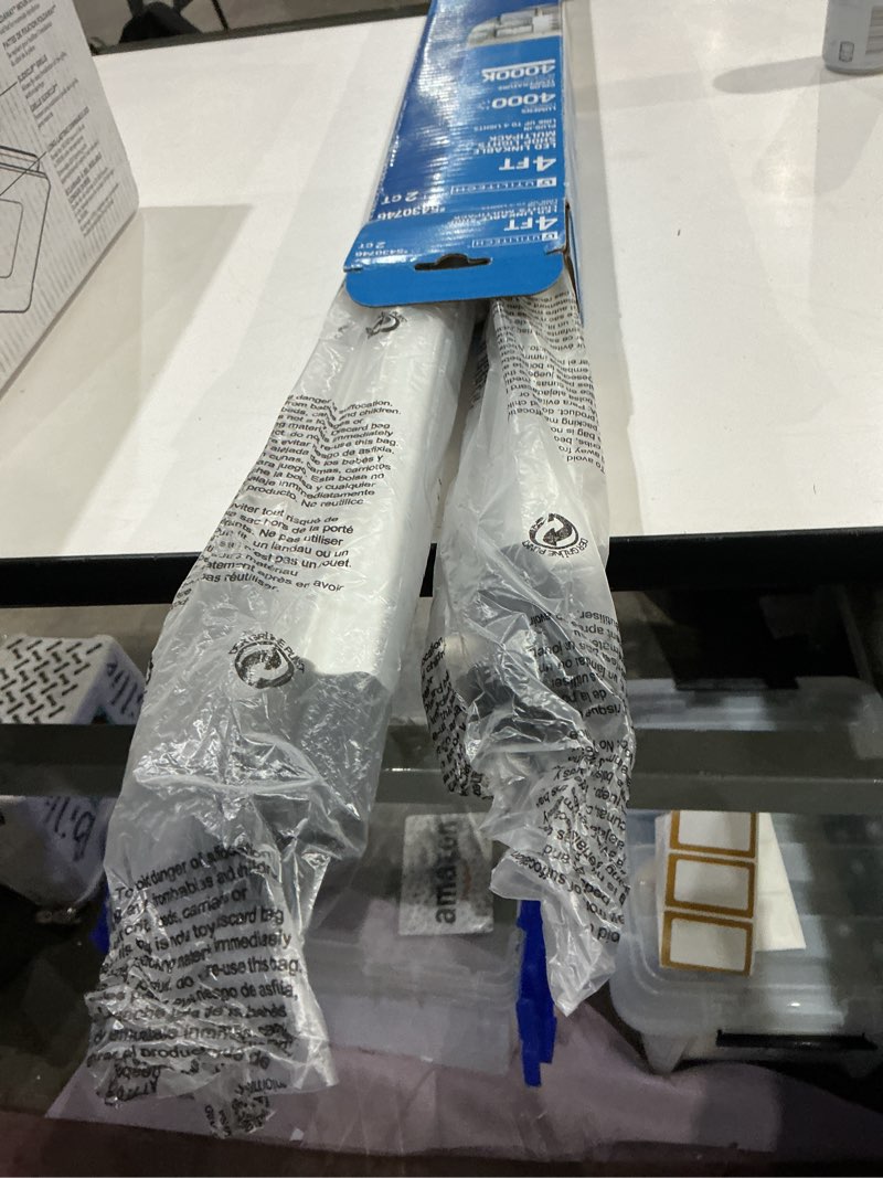 Utilitech 4-ft 4000 Lumens White Cool White LED Linear Garage Shop Light 2 -Pack