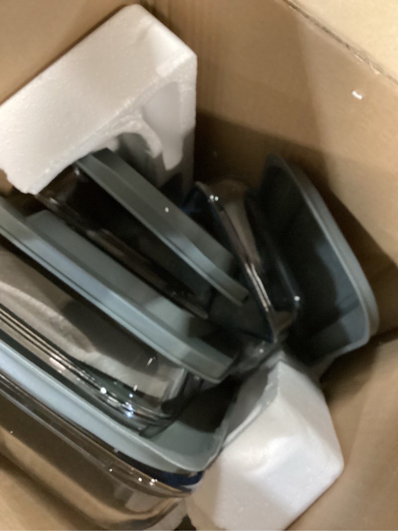 Condition photo showing item condition for 8-Piece Deep Glass Baking Dish Set with Plastic lids,Rectangular Glass Bakeware Set with Lids, Baking Pans for Lasagna, Leftovers, Cooking, Kitchen, Freezer-to-Oven and Dishwasher, Gray