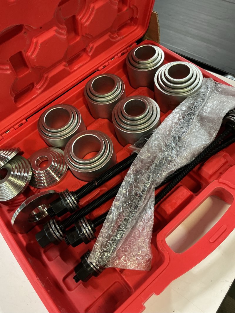 Condition photo showing Good Condition for dayuan pull and press sleeve kit with 28 pcs universal remove bushes bushing bearings seals compatible with most hgv and lcv engines