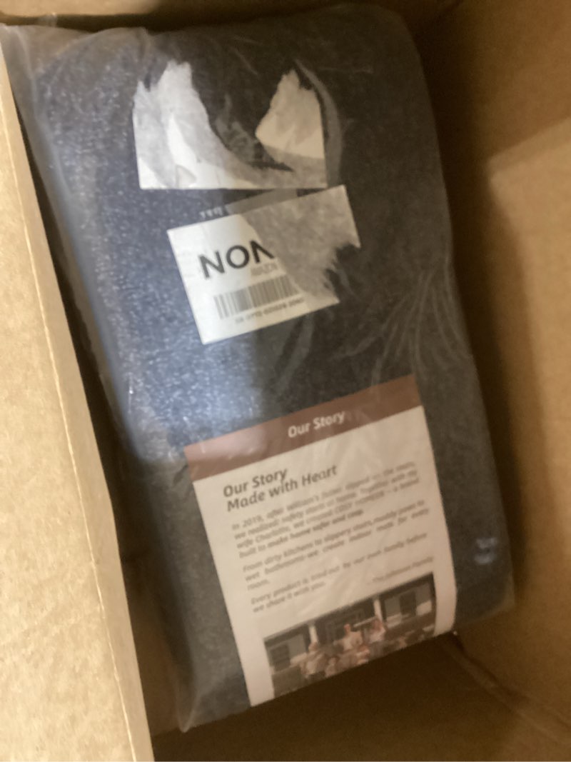 Condition photo showing Good Condition for COSY HOMEER Edging Stair Treads Non-Slip Carpet Mat 28inX9in Indoor Stair Runners for Wooden Steps, Edging Stair Rugs for Kids and Dogs, 100% Polyester TPE Backing (15pc, Navy) Navy 28 x 9 inches (15 pieces)