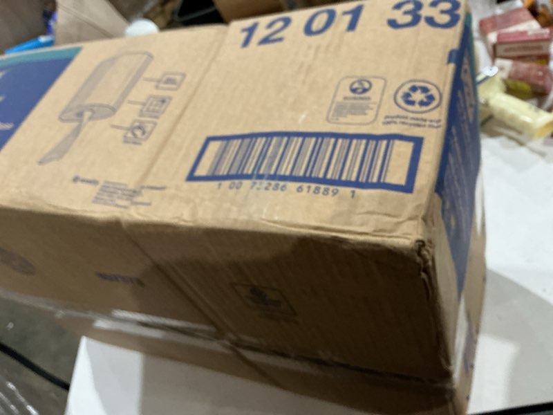 Condition photo showing Good Condition for tork centerfeed paper wiper white m2, high absorbency, 6 x 1000 sheets, 120133 refill