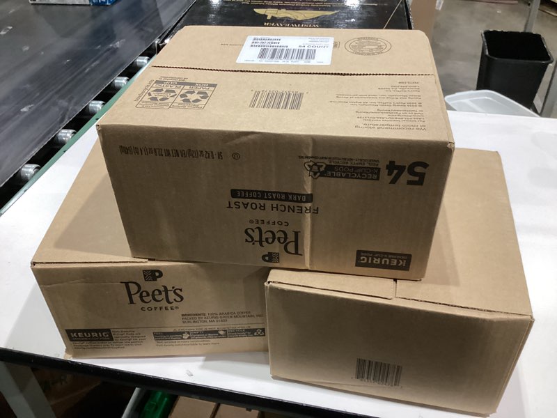 Condition photo showing New/Like New for Peet's Coffee, Dark Roast K-Cup Pods for Keurig Brewers - French Roast 54 Count (1 Box of 54) Packaging May Vary (B06VWK65H8)