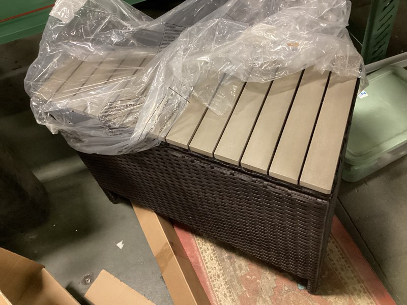 Condition photo showing Good Condition for Marca: Generic Faux Wood Accent Table