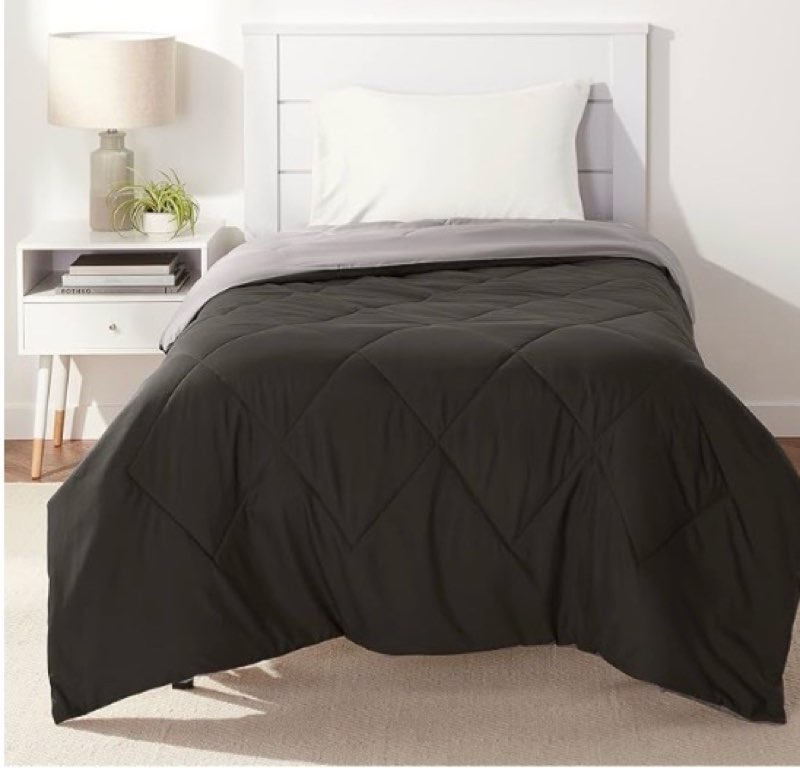 Amazon Basics Comforter Blanket Full/Queen, Reversible, Lightweight Microfiber, All Season, Black/Grey