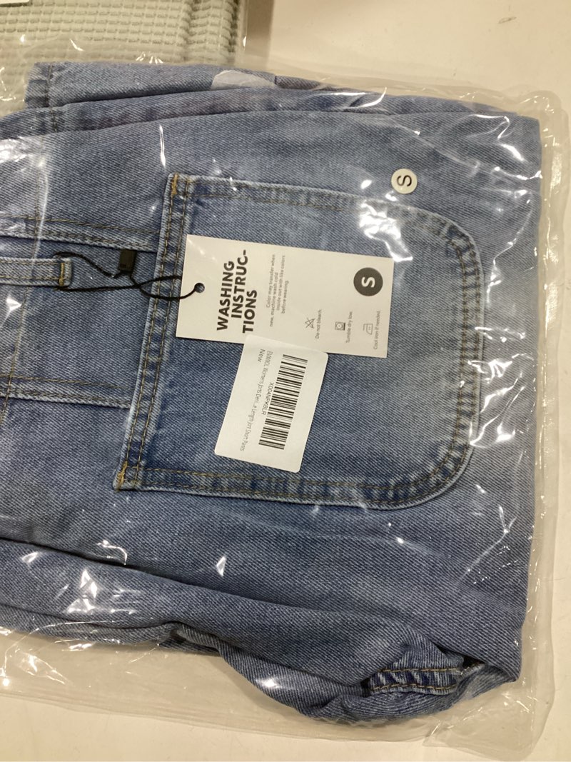 Condition photo showing Good Condition for EMMIOL Womens Jorts Denim Shorts Y2k Vintage Baggy Mid Rise Bermuda Jeans Summer Knee Length Jort Short Pants Light Blue 4