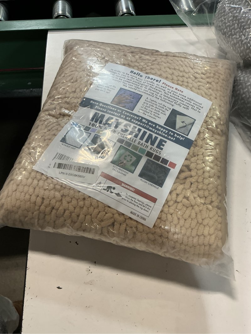 Condition photo showing Good Condition for mayshine large plush shaggy chenille bath mat 39"x24"| extra soft, super absorbent, non-slip bathroom rug | fluffy microfiber, area rug sets for bathroom floor, kitchen, living room | beige beige 39"x24" rectangular
