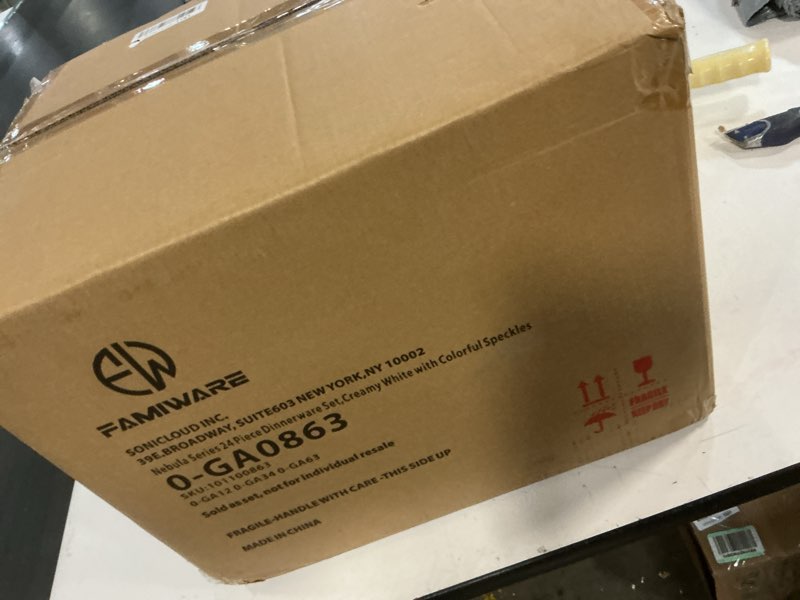 Condition photo showing New/Like New for Famiware Nebula Plates and Bowls Set, 24 Pieces Dinnerware Sets, Dishes Set for 8, Creamy White with Colorful Speckles Creamy White with Colorful Speckles 8-Set(24pcs)