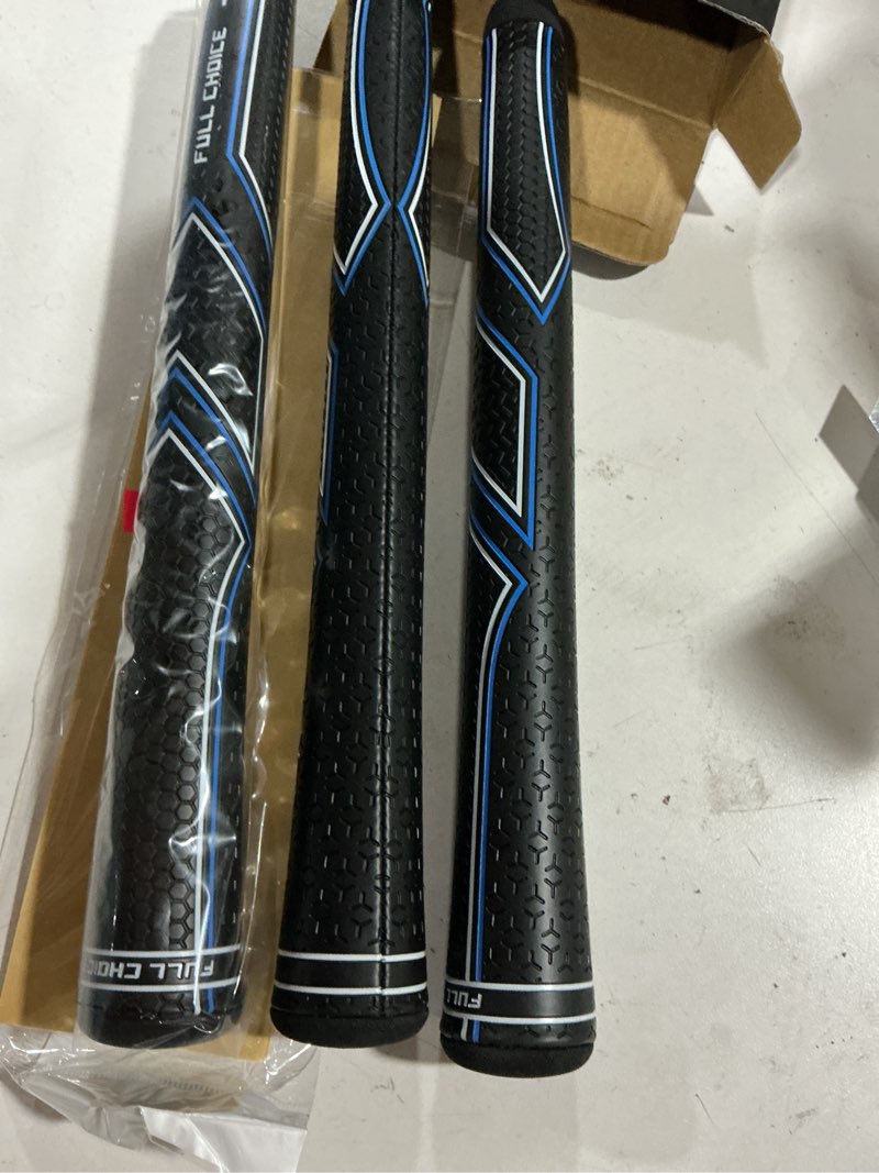 Condition photo showing Good Condition for 3 pack oversized lightweight golf grips with 5 tapes, 20-25% lighter than standard grips, pu surface reduced taper design for drivers irons hybrids wedges black&blue s