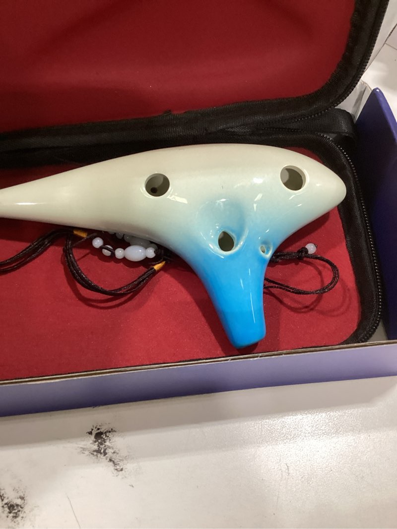 “ocean notes” 12 hole sweet potato ocarina graceful shape pottery ocarina in alto c (gradient blue)