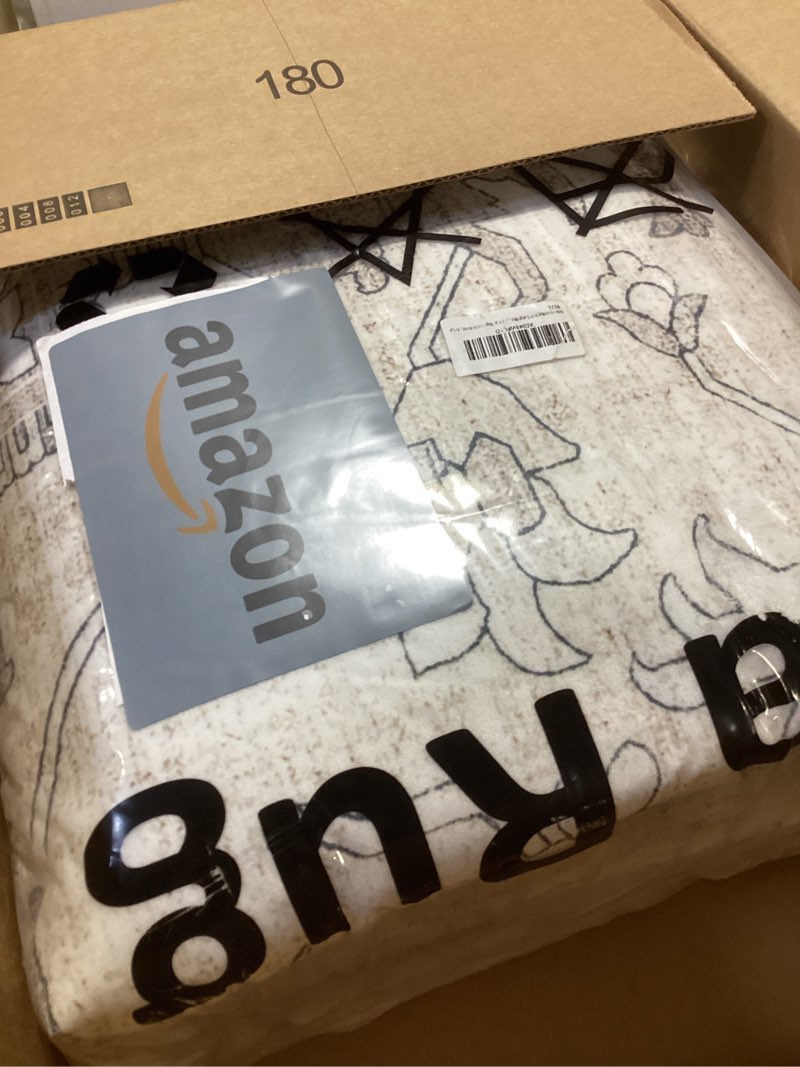 Condition photo showing Good Condition for Deerly Large Washable Area Rug 8x10 for Living Room Bedroom Boho Vintage Oriental Rug for Dining Room Non-Slip Soft Low-Pile Farmhouse, Beige/Multi Beige & Multi 8' x 10' (Rectangular)