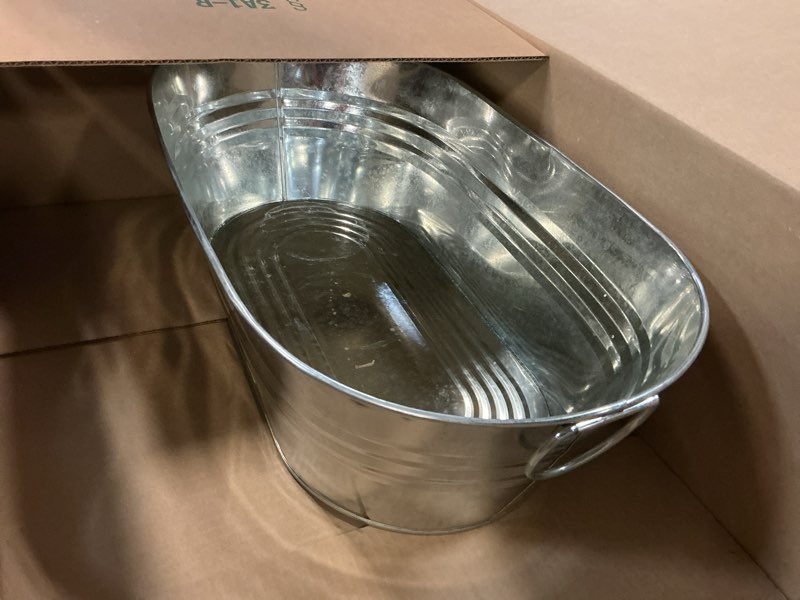 Condition photo showing Good Condition for katai - galvanized steel drinks bucket - oval, 5.5 gallon rustic style drinks tub, carry handles - with bottle opener pack of 1