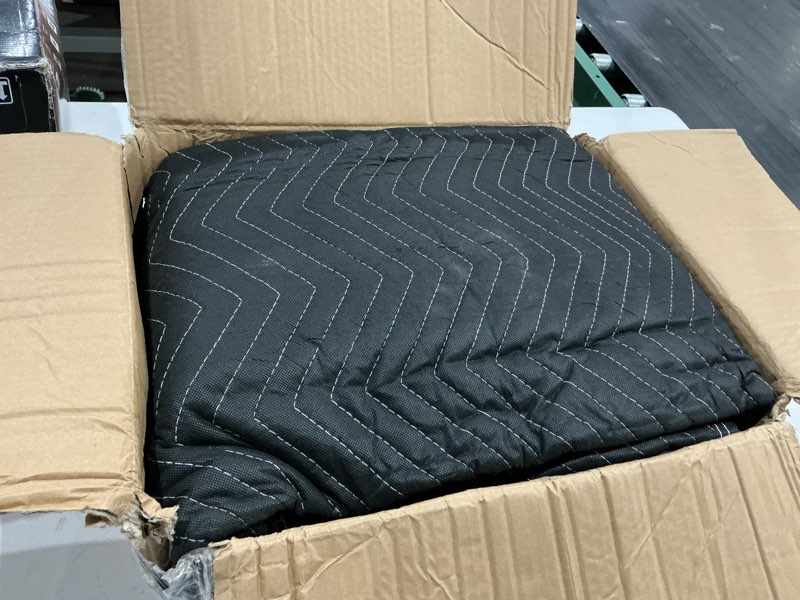 Condition photo showing Good Condition for 2-pack sound dampening moving blankets, 48 x 78 in, 5 hooks included | sound absorption,easy installation,durable design,large coverage,multi-purpose use 2 pack