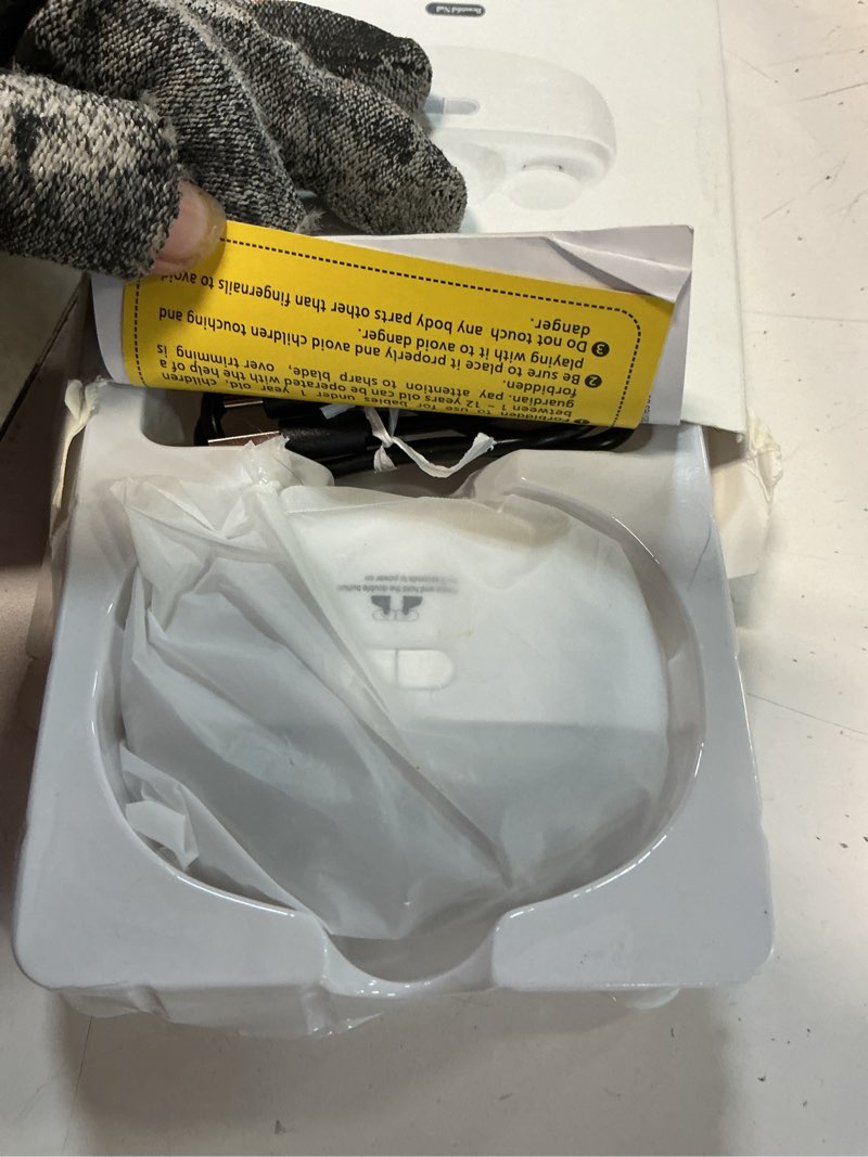 Condition photo showing As Is for electric nail clip white