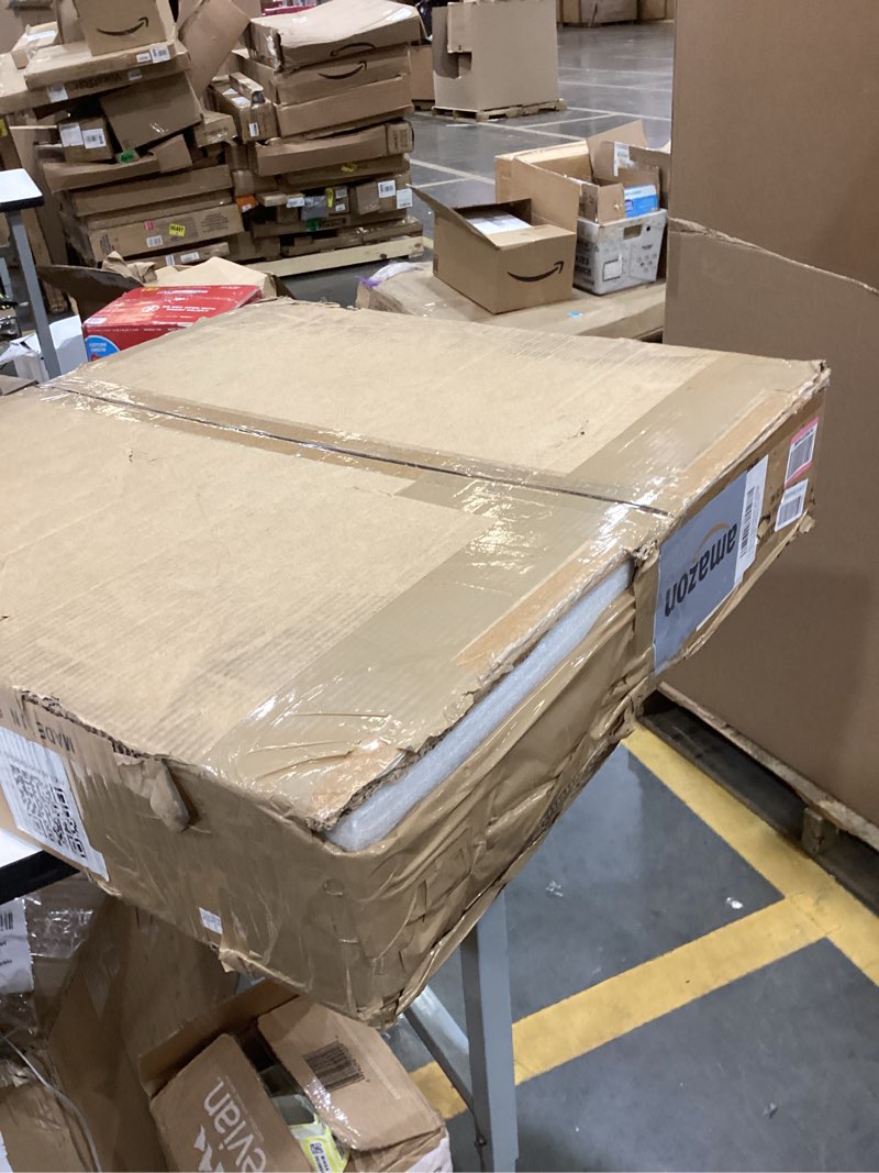 Condition photo showing As Is for Ceillin lamp