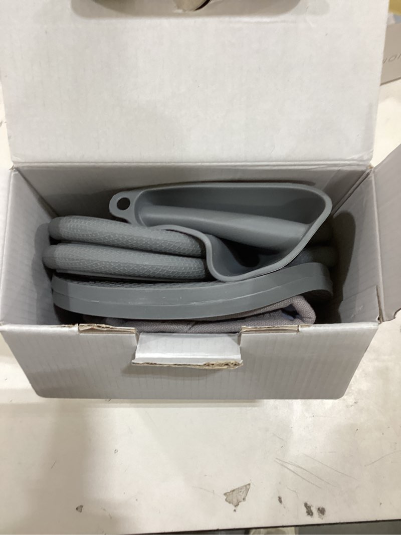 Condition photo showing New/Like New for Rorecay 6pcs Oven Mitts and Pot Holders Sets for Kitchen, Extra Long Silicone Oven Gloves High Heat Resistant 500 Degrees Non-Slip Potholders Hot Pads for Baking Cooking, Grey Gray