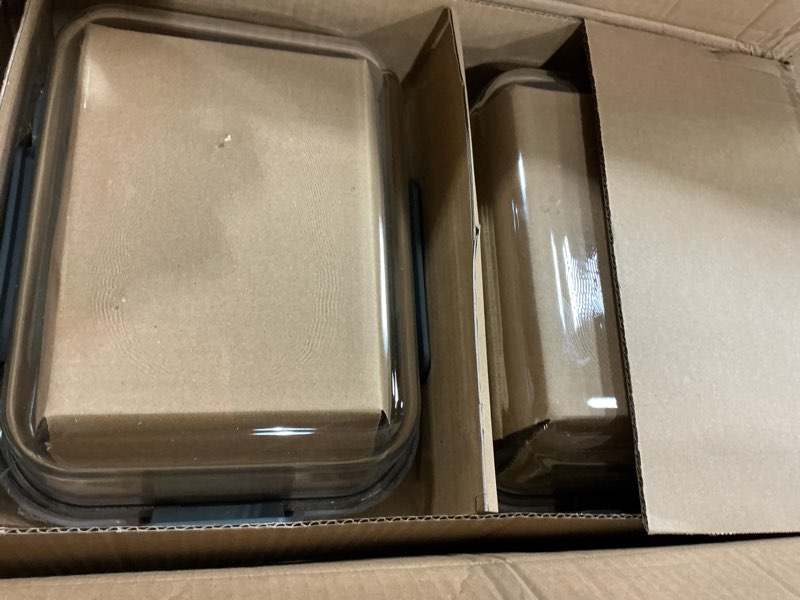 Condition photo showing New/Like New for m mcirco [80 oz & 36 oz extra large glass food storage/baking containers set with lids, 2 pack 80 oz(10 cup)&2 pack 36 oz (4.5 cup) airtight glass container,microwave,oven,freezer and dishwasher gray