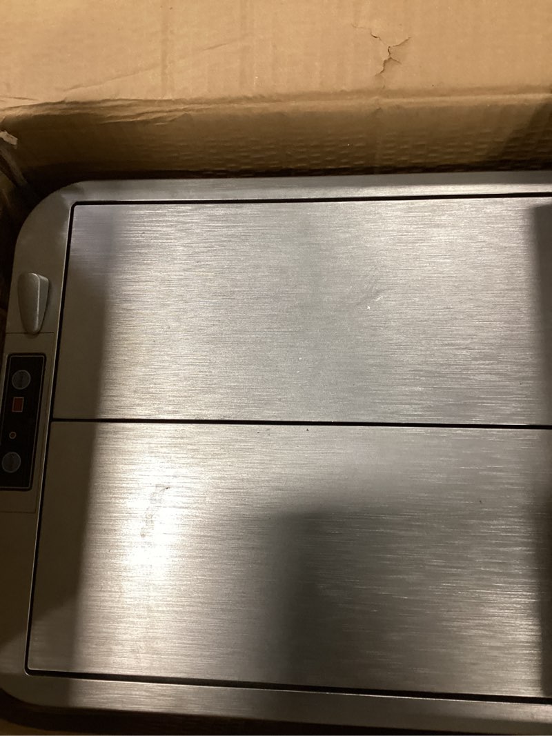 https://lotting-media.assets.bidfta.com/lotting_d97435cc-0cb3-4ffa-88f8-a02870f73ae1
