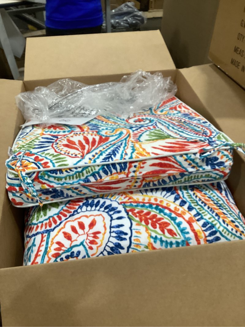 Condition photo showing Good Condition for JMGBird Outdoor Cushion Tufted Pillow, Deep Seat Outdoor Chair Cushion Set 22"x22" Patio Cushions for Outdoor Furniture Paisley Patten 22"×22"