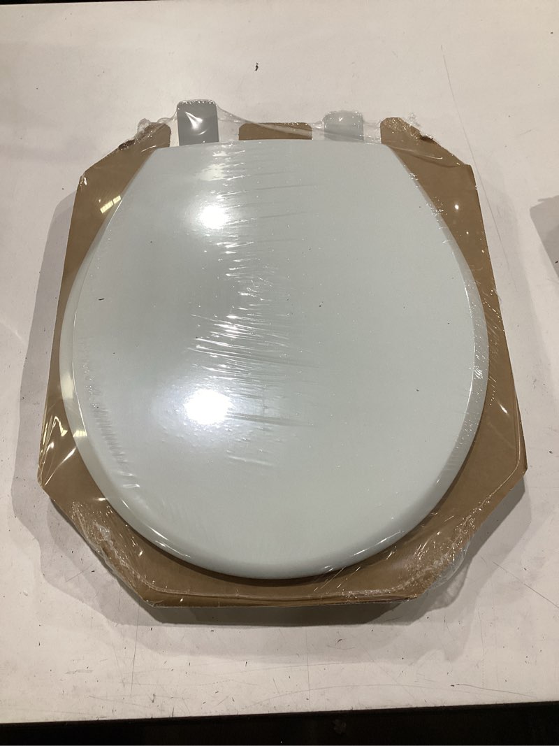 Condition photo showing New/Like New for mayfair cassel slow close toilet seat, easy clean, non slip premium wood seat, easy install, made in usa, round, white round 1 - toilet seat