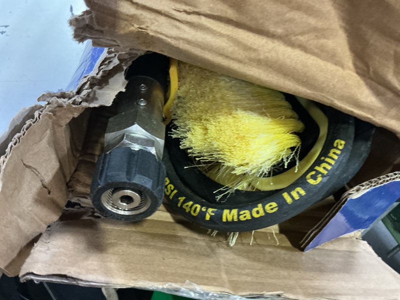 Condition photo showing Good Condition for janz aluminum 24 ft telescoping pressure washer wand with pressure washer extension wand,gutter cleaner attachment, 5 spray nozzle tips, 2 hose inlet adapters and support harness