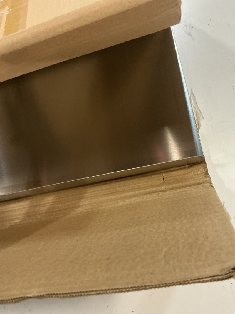 Condition photo showing Good Condition for stainless steel cutting boards for kitchen, lipped stainless steel cutting board. large cutting board suitable for meat, fruits, vegetables, bread, and baking (50 x 50cm / 19.7"l x 19.7"w) stainless steel 19.7"l x 19.7"w