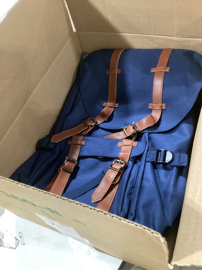 Condition photo showing Good Condition for herschel retreat™ backpack, navy, standard - 23l navy standard - 23l
