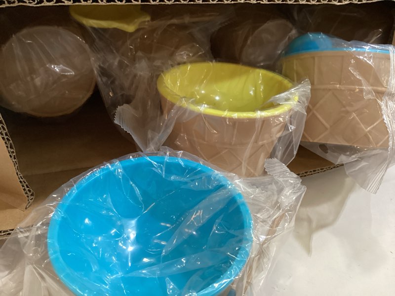Condition photo showing Good Condition for lawei 24 pack plastic ice cream bowls with spoons, reusable fun ice cream cups bulks, 6 cartoon candy color cute ice cream dessert bowls set for sundae frozen yogurt summer holiday parties