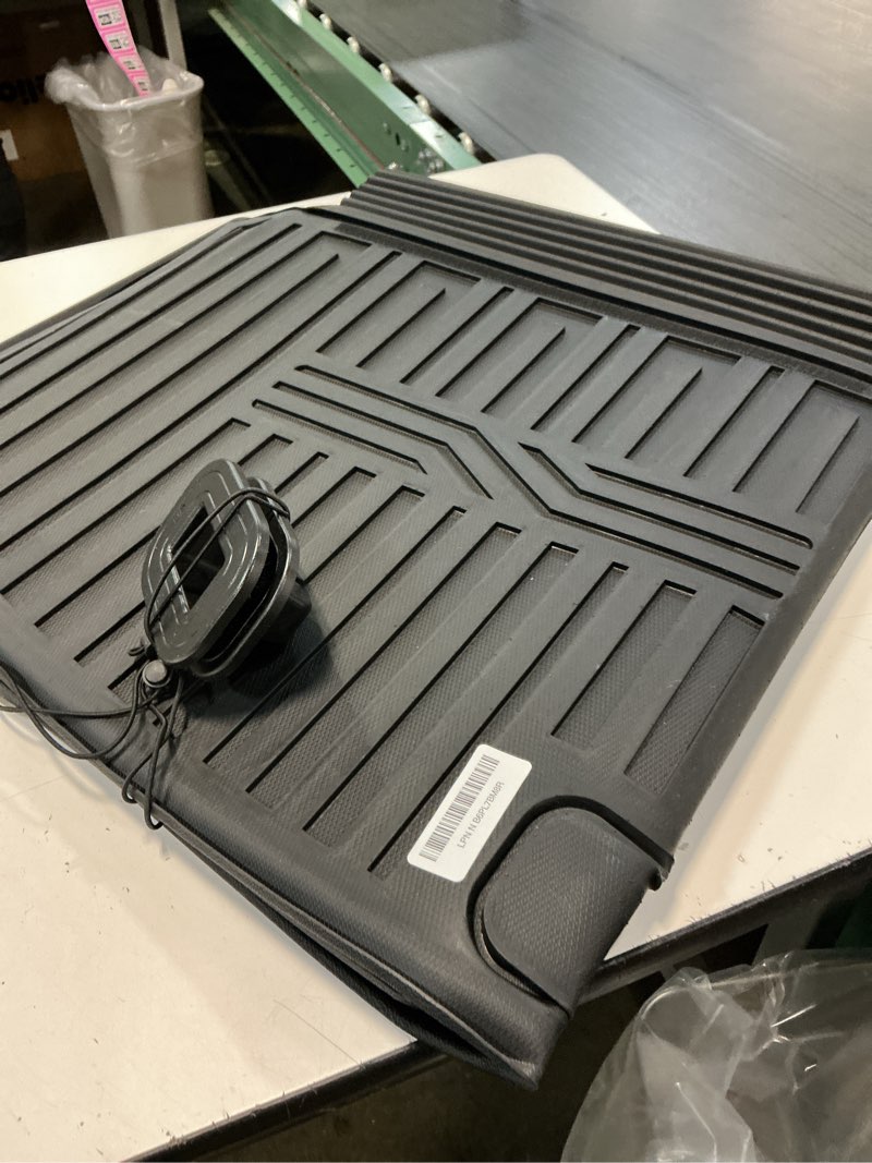 Condition photo showing Good Condition for cargo mat with backrest mat for 2020-2025 2026 ford explorer car mat accessories, all weather tpe cargo liner trunk mat active/st line/st/platinum(cargo mat with backrest mat) 20-26 | cargo mat with backrest mat