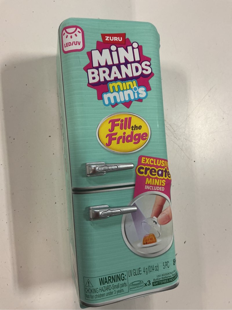 Condition photo showing Good Condition for mini brands fill the fridge playset