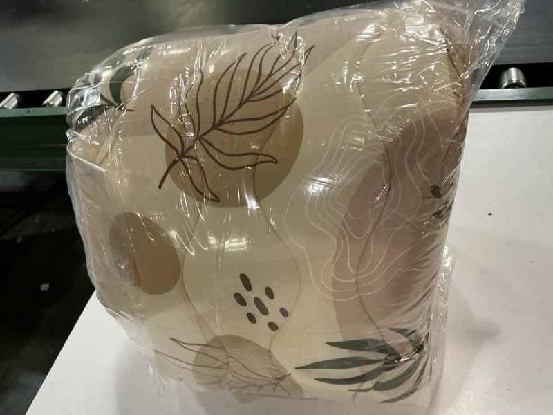 Condition photo showing Good Condition for jsd boho floral printed sheet set cal king, 4 piece, soft botanical pattern microfiber sheets extra deep pocket leaf 1 california king