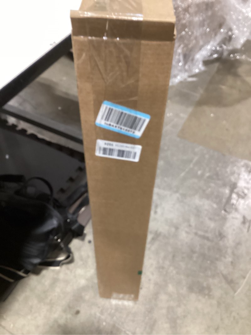 Condition photo showing Good Condition for 3 legged folding stool (2)