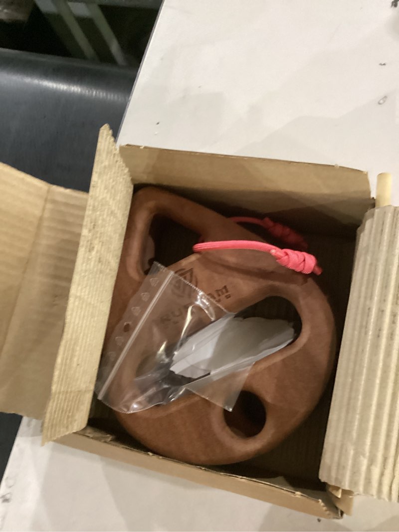 Condition photo showing Good Condition for rustam climbing training grip